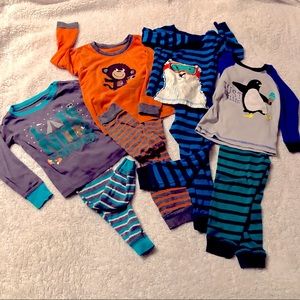 4 pair Boys Carters Pjs (2T)